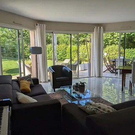 Les Hautes Marnes Circuit Le Mans Bed & Breakfast Laigne-en-Belin