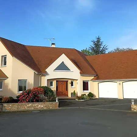 Bed and Breakfast Les Hautes Marnes Circuit Le Mans